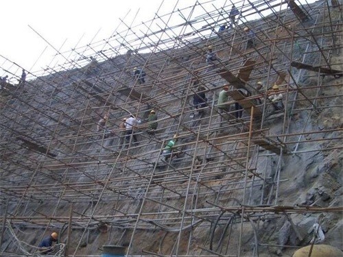 铁力公路桩基检测